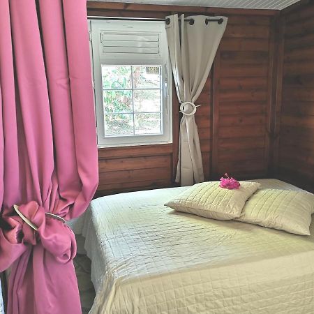Bungalow Maelie ลา ทรินิเต ภายนอก รูปภาพ